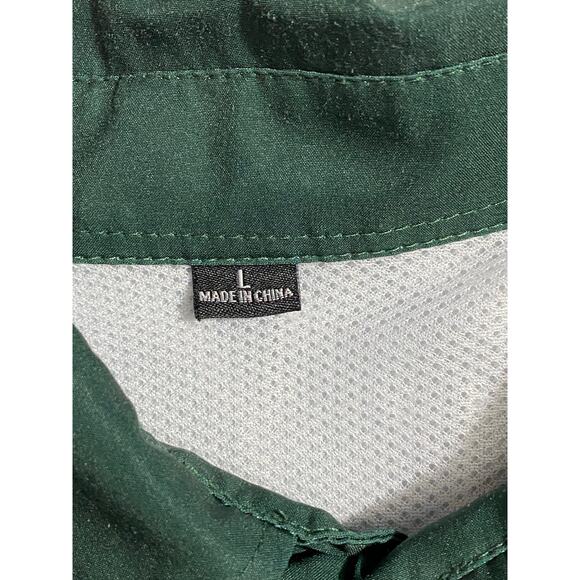 Michigan State Spartans Fishing Shirt – Men’s Large, Short Sleeve Button-Up - Picture 9 of 11